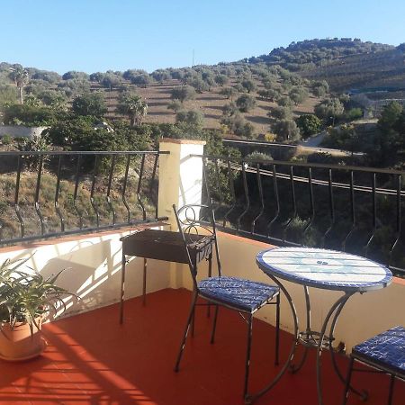 Apartamentos Vista La Maroma Viñuela Екстериор снимка