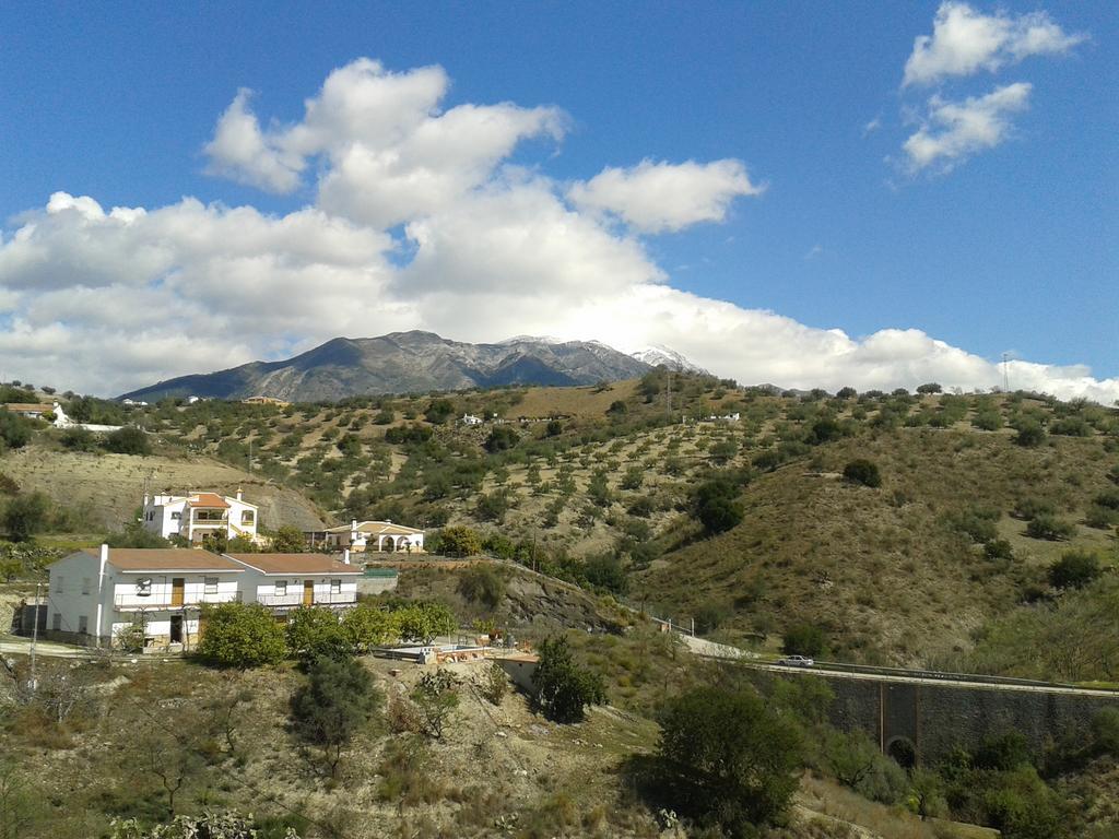 Apartamentos Vista La Maroma Viñuela Екстериор снимка