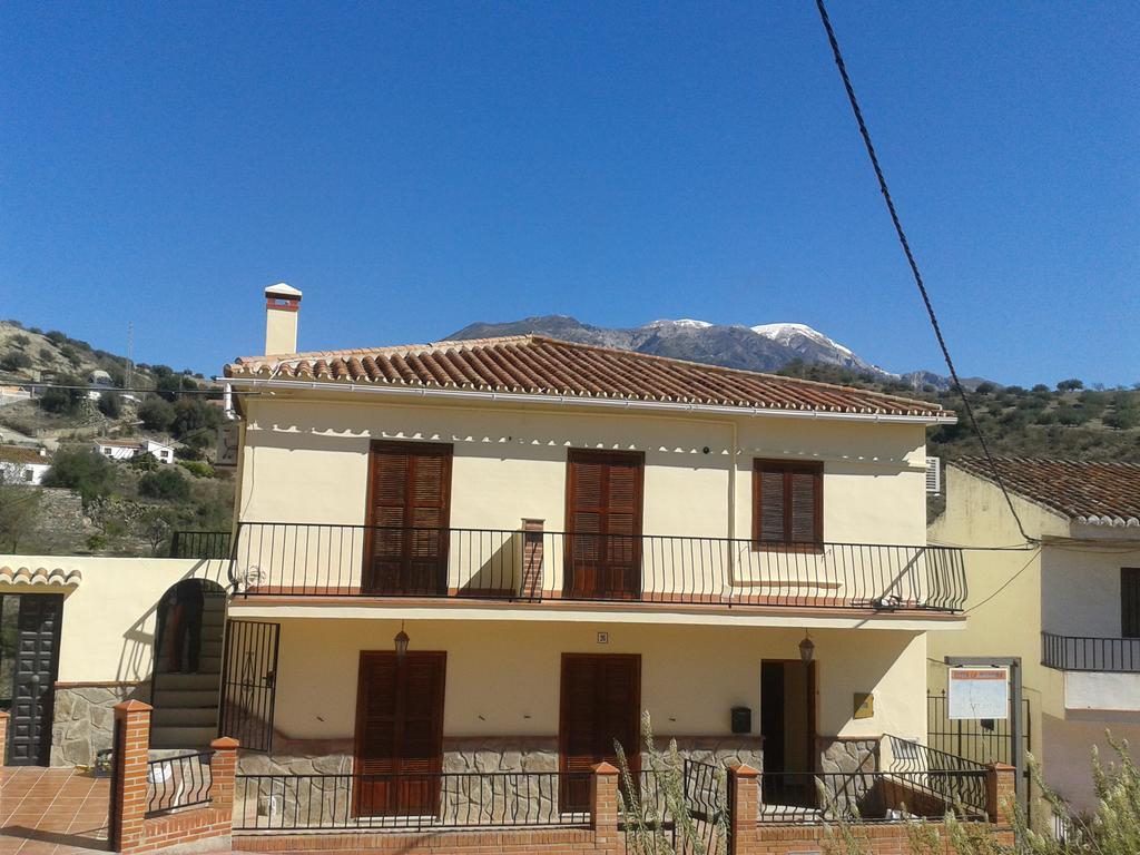 Apartamentos Vista La Maroma Viñuela Екстериор снимка