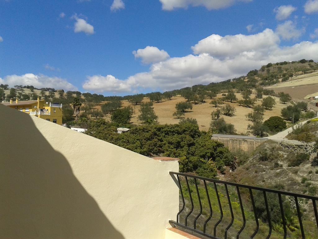 Apartamentos Vista La Maroma Viñuela Екстериор снимка