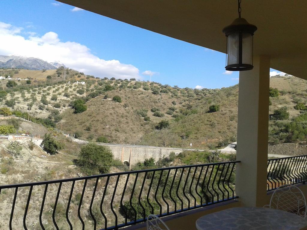 Apartamentos Vista La Maroma Viñuela Екстериор снимка
