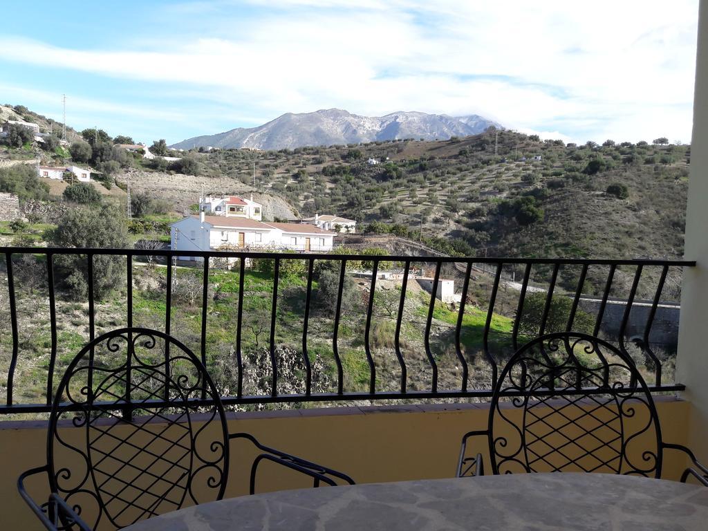 Apartamentos Vista La Maroma Viñuela Екстериор снимка