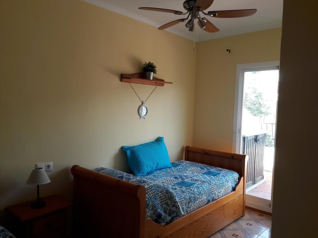 Apartamentos Vista La Maroma Viñuela Екстериор снимка