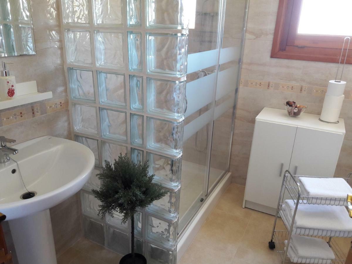 Apartamentos Vista La Maroma Viñuela Екстериор снимка