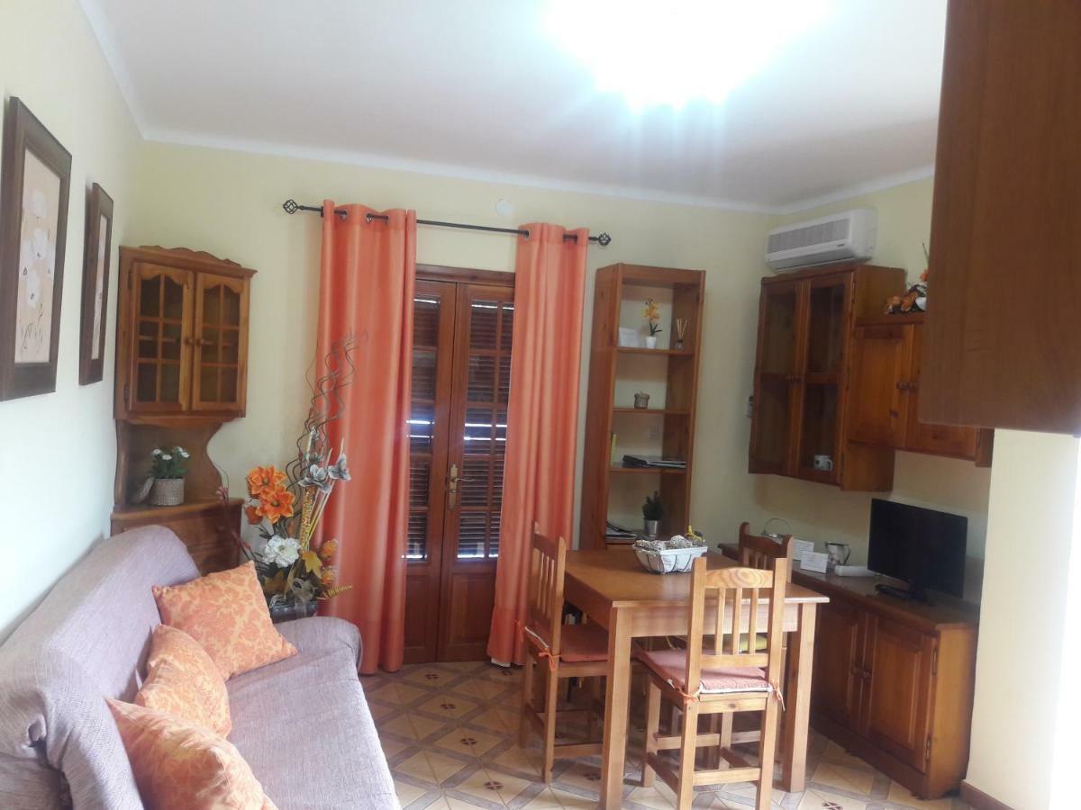 Apartamentos Vista La Maroma Viñuela Екстериор снимка